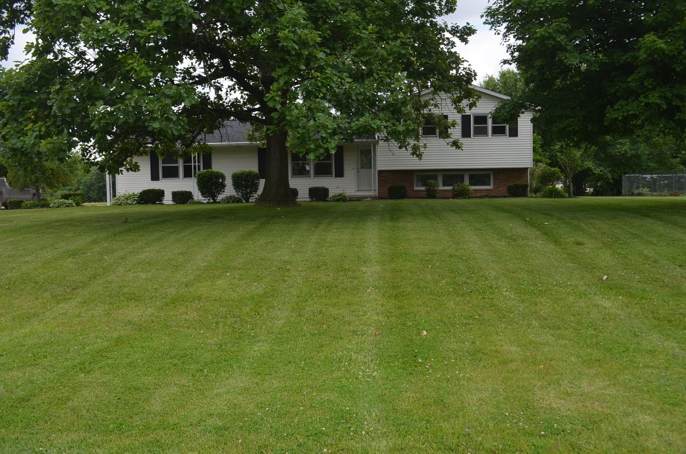 Home in Van Wert County, Ohio - REAL ESTATE AUCTION OFFERED IN 1 TRACT IN VAN WERT COUNTY, OHIO